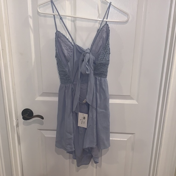 ILLA ILLA Romper Size Large - Picture 2 of 5